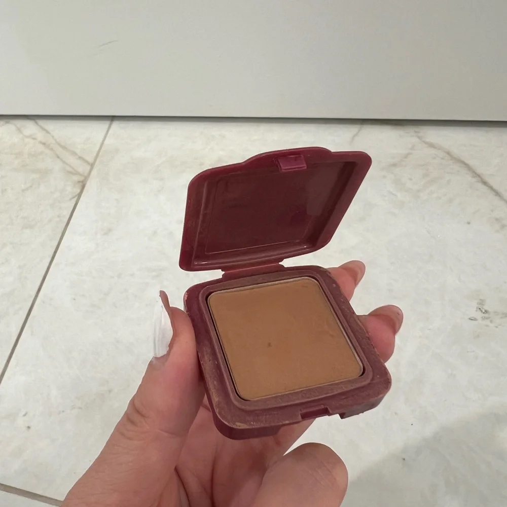 Hoola Benefit Bronzing Powder 0.1 oz